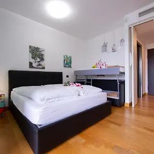 https://temporary-flat-parco-vittoria-1.it-lombardy.com