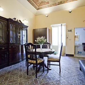 https://casa-signorile-trapani.sicilyhotelsitaly.net