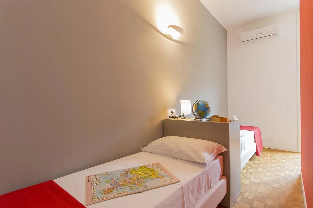Dreams Hotel Residenza Corso Magenta Milano 2*,